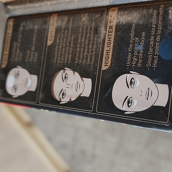 Highlight, Contour, Bronze Palette - Picture 4 of 4